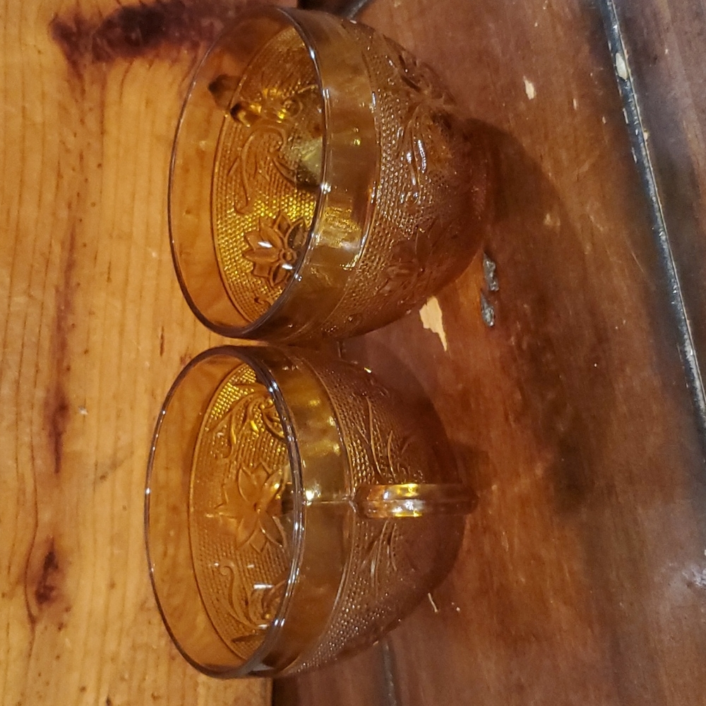 Pair of Amber Tiara sadwich glass tea cups